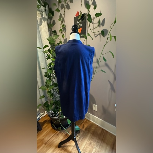 Apt. 9 Navy Sleeveless Blouse Size XL - Picture 2 of 9